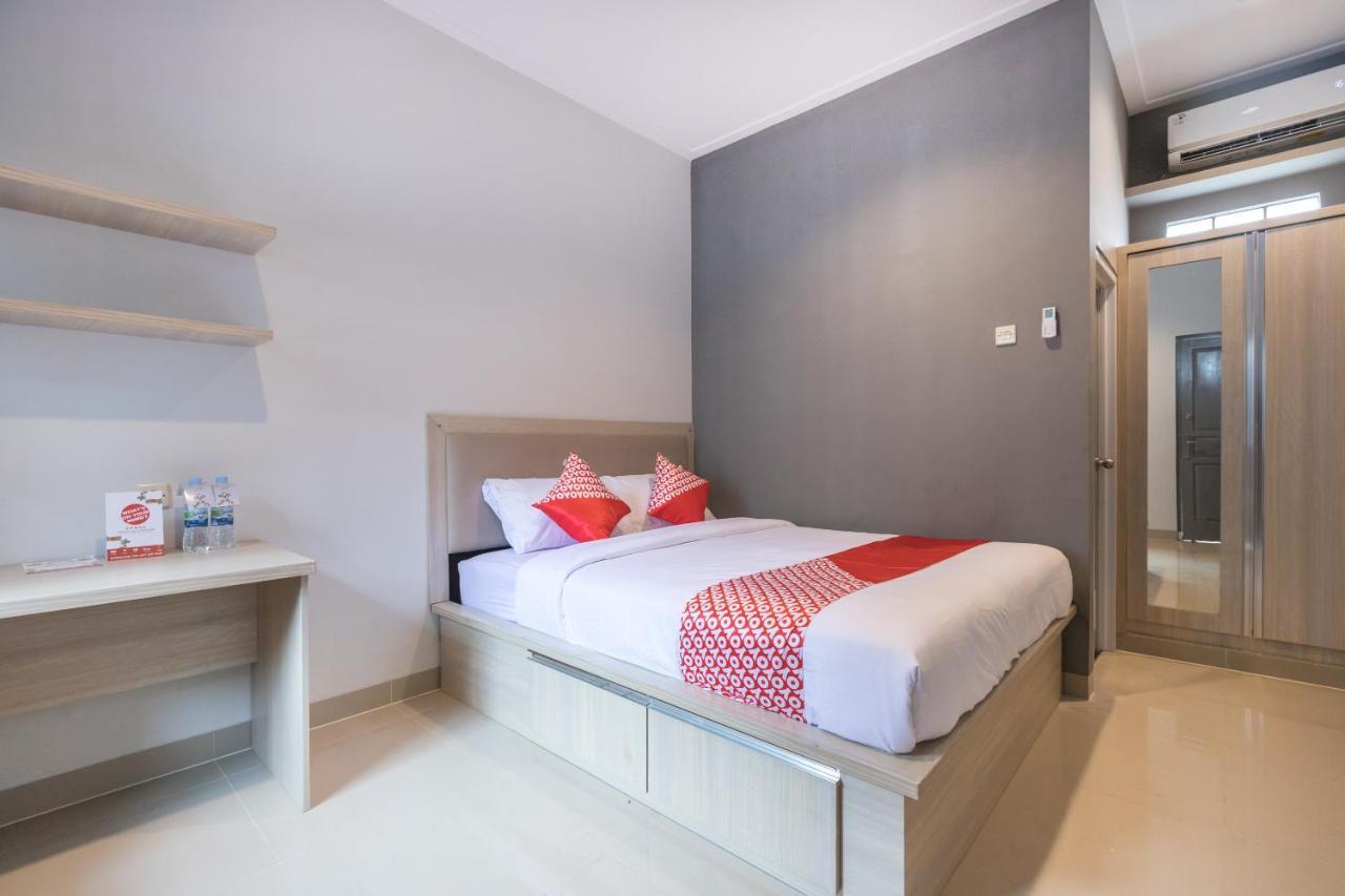 Oyo 1310 Urban Residence Jakarta Bagian luar foto