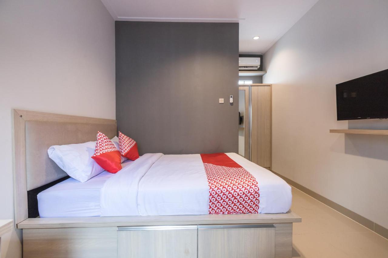 Oyo 1310 Urban Residence Jakarta Bagian luar foto
