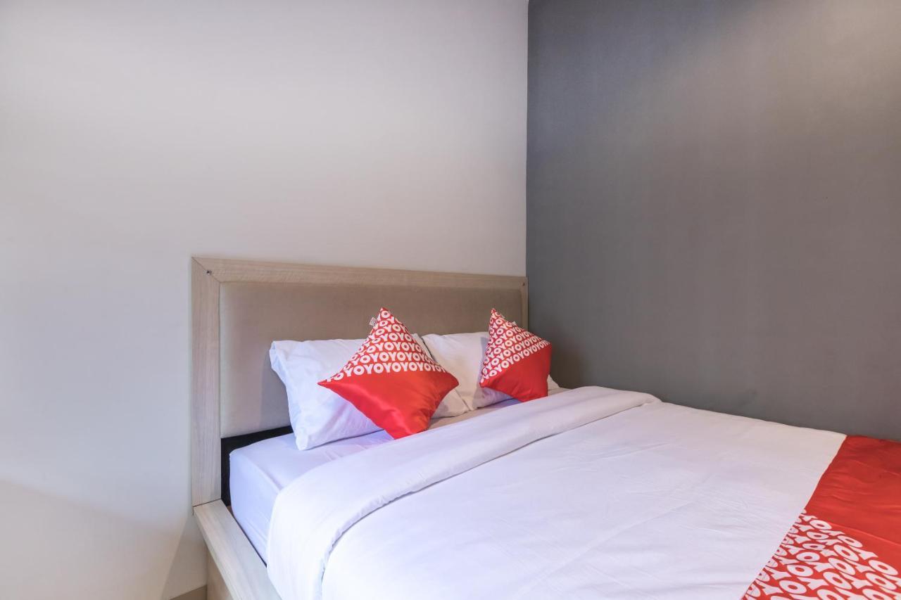 Oyo 1310 Urban Residence Jakarta Bagian luar foto